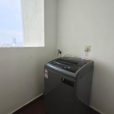 Ferienwohnung One Tebrau By Antlerzone Johor Bahru Exterior foto